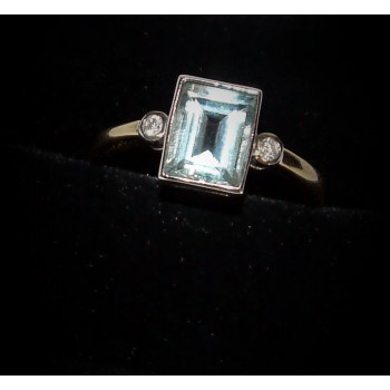 9ct Aquamarine & Diamond Ring  SOLD